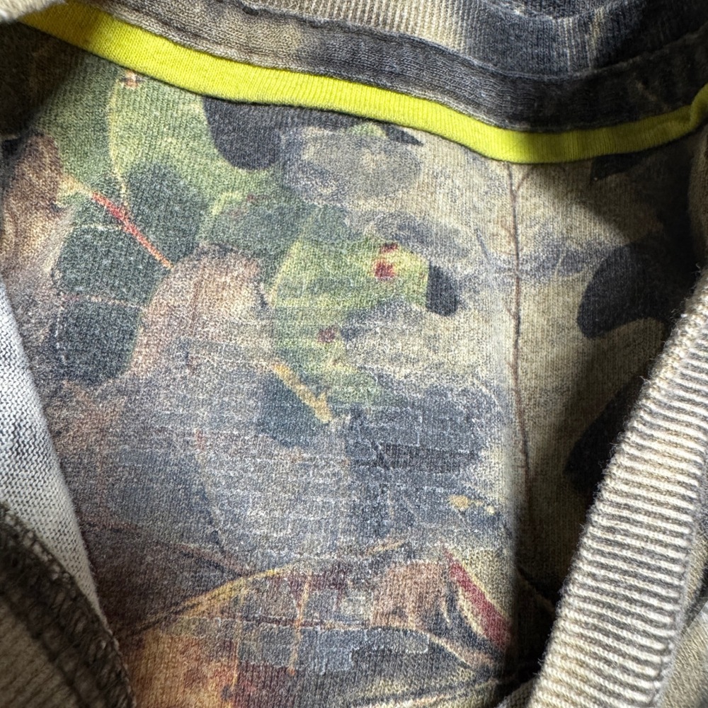 Mossy Oak Break-Up Country Camo T-Shirt Mens Medium Hunting Fishing Short Sleeve - Picture 3 of 8